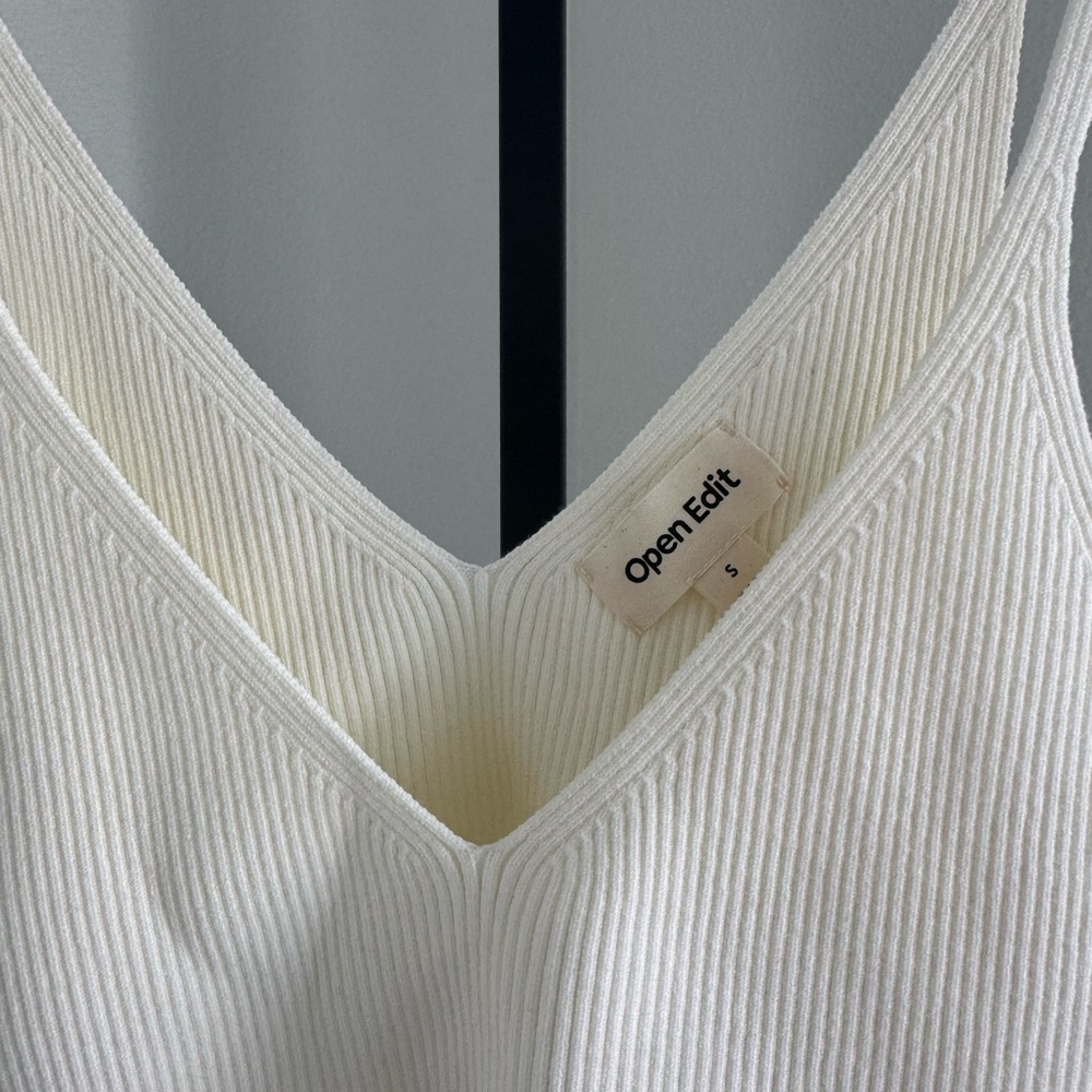 White Ribbed Crop Top - Picture 2 of 5